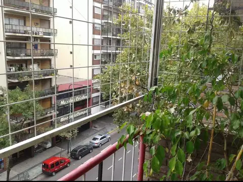 Avenida Belgrano 2400, Piso 5