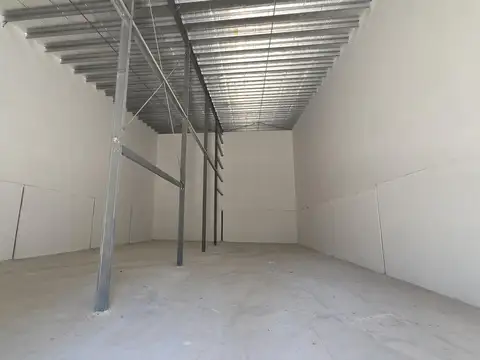 Galpón en  Alquiler de 210 m2 en Depot Center - Circunvalación y Au. Rosario - Bs As