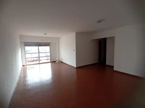 Departamento en Alquiler de 4 ambientes