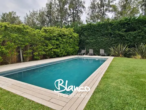 Casa 5 ambientes con 3 baños