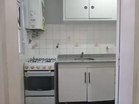 Departamento en Venta en Chacarita, USD 67.000