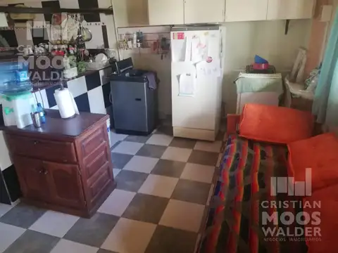 Casa 3 ambientes con 1 baño