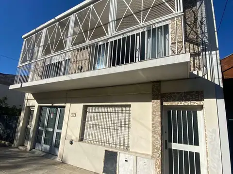 Venta Depto 3 Amb  amplisima terraza solarium Caseros centro