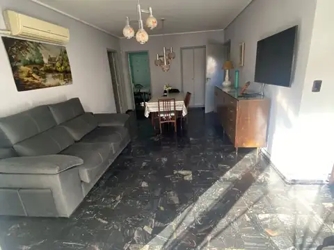Venta Depto 3 Amb  amplisima terraza solarium Caseros centro