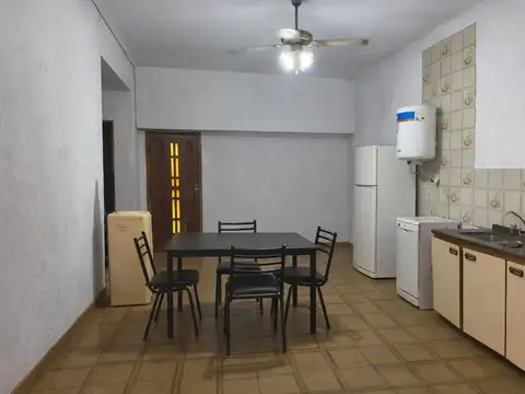 Dr, Adolfo Gristein, Florencio Varela 3300