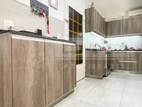 Depto Tipo Casa 5 ambientes con 1 baño