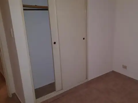 DEPARTAMENTO 2 AMB A 50M ESTACION CORONADO