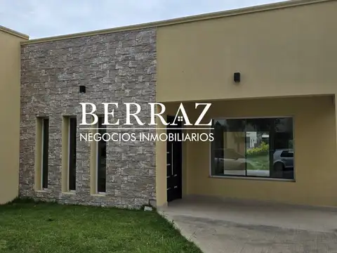  Casa Alquiler Anual 3 Dormitorios Barrio San Ramón Lote de 550 m2 Pilar del Este