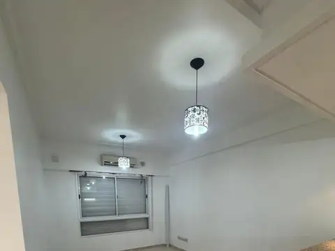 Belgrano 300, Piso 1