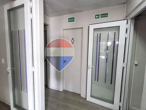 Oficina Monoambiente con 2 baños