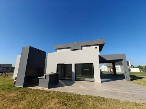 Casa en Venta en San Sebastián, USD 199.000