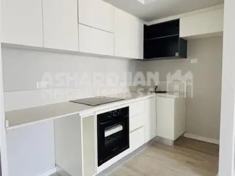 Quesada 2300, Piso 8