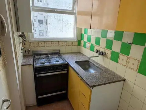 Monoambiente sin amueblar luminoso Centro MDP