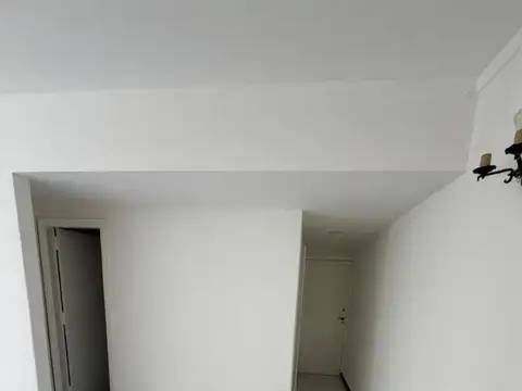 Falucho 2400, Piso 3