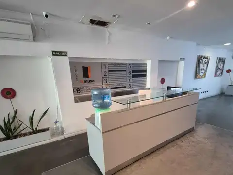 Oficina Monoambiente con 2 baños