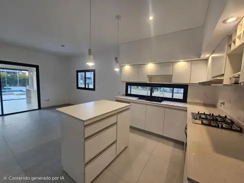 Casa en Venta en Santo Tomas, USD 249.000