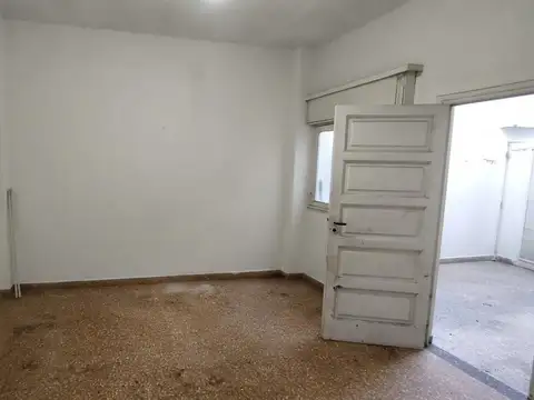 Depto Tipo Casa en Venta al Este