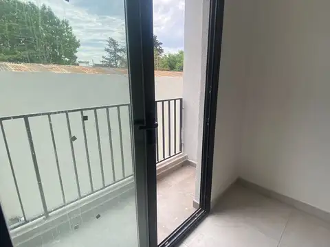 VENTA DEPARTAMENTO 3 AMBIENTES  ITUZAINGO