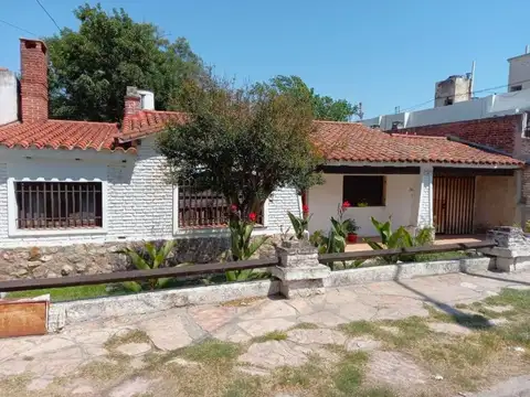 CASA 2 DORMITORIOS +DEPTO  MIGUEL MUÑOZ CARLOS PAZ