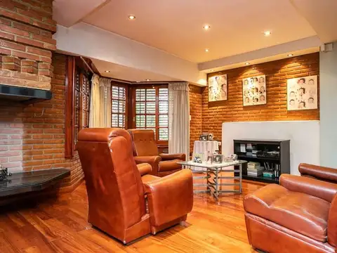 Excelente casa de 5 ambientes en Villa Devoto