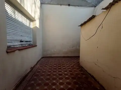 Galpon en Venta 42,87  mts Fondo