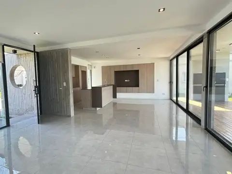 Casa en Alquiler A Estrenar