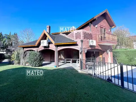 Casa 4 ambientes con 3 baños