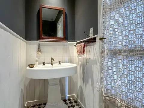 Casa en Venta con 1 cochera