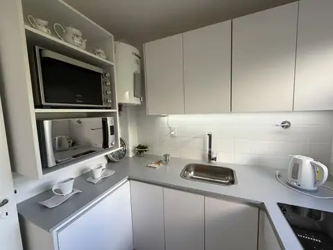 Avenida Colón 2300, Piso 2