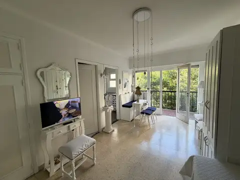 Impecable monoambiente a la calle en Zona Centro