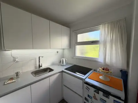 Impecable monoambiente a la calle en Zona Centro