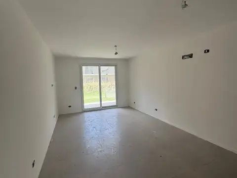 Venta departamento monoambiente jardin cochera.