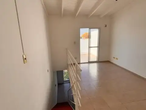 Departamento en Alquiler en Echesortu, $ 390.000
