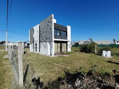 Los Ceibos y Belgrano , Piso 0