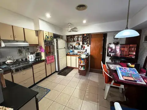 Departamento 5 ambientes con 3 baños