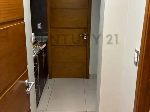 Inmoandes SAS ofrece en venta una oficina en el centro de la ciudad de Mendoza, en un moderno ...