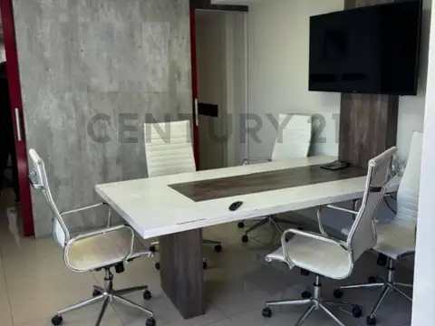 Av. San Martín 924 900, Piso 4