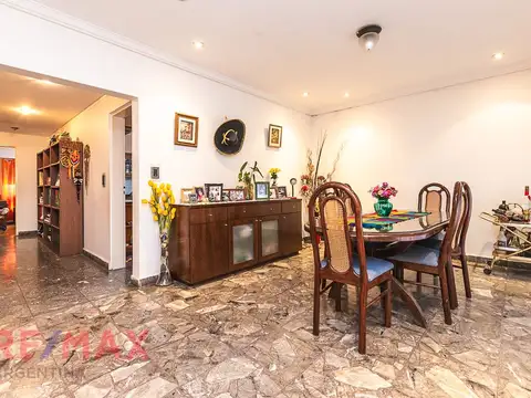 VENTA CASA 5 AMB C/COCHERA Y TERRAZA APTO CREDITO