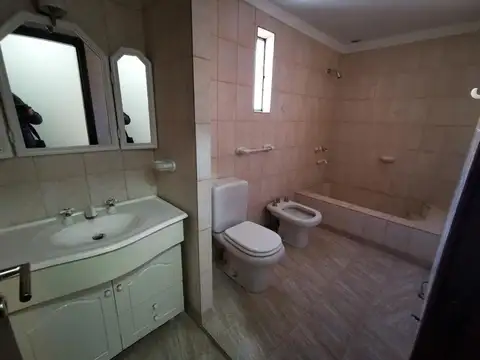 Dúplex 4 ambientes  -  Ituzaingó norte