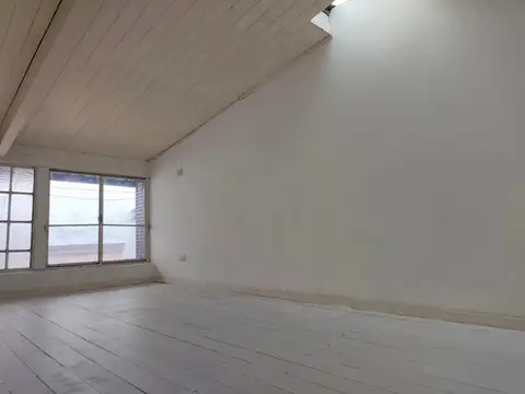 PH 2 AMBIENTES CON PATIO TIPO LOFT A 2 CUADRAS DE LA P. ROCA