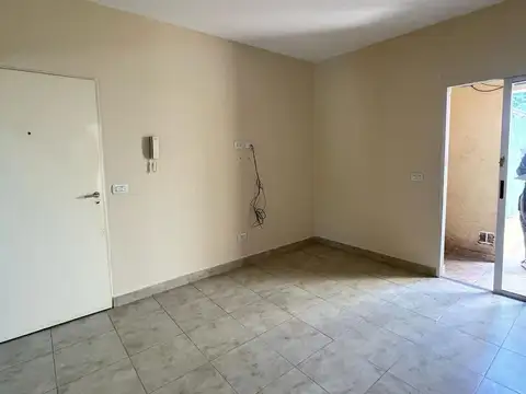 Departamento en Alquiler en Sarmiento  - Lujan, $ 495.000