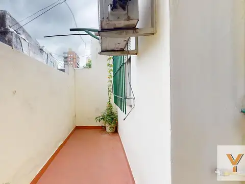Depto Tipo Casa en Venta al Este