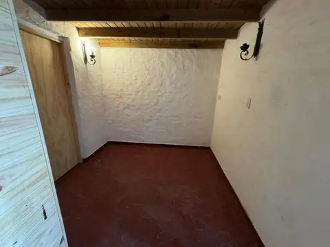Local en Alquiler en Constitución, USD 900