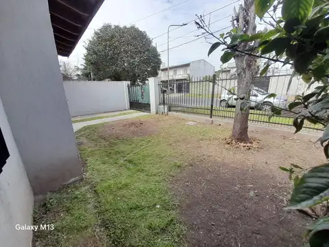 Depto Tipo Casa en Alquiler en Muñiz, $ 950.000