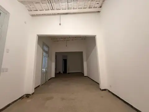 Casa 5 ambientes con 1 baño