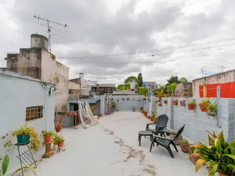 Depto Tipo Casa en Venta de 5 ambientes
