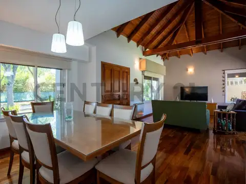 Casa en Venta en City Bell, USD 310.000