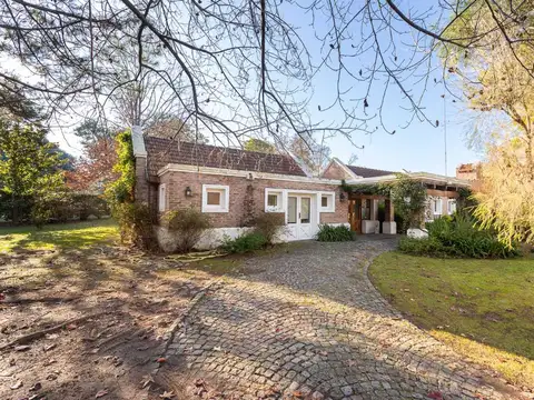 VENTA CASA 6 AMBIENTES LAS PRADERAS LUJAN AL GOLF