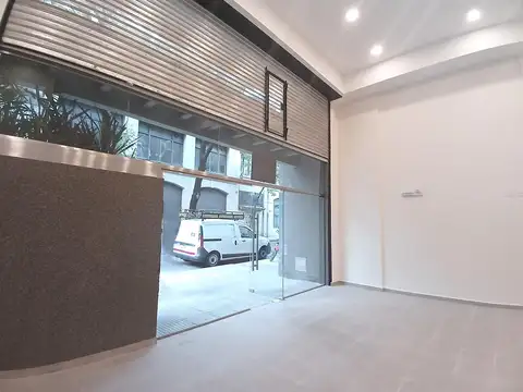 LOCAL Oficina con Cocheras Monserrat - Mexico 1678