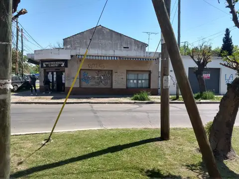 17 De Octubre 800